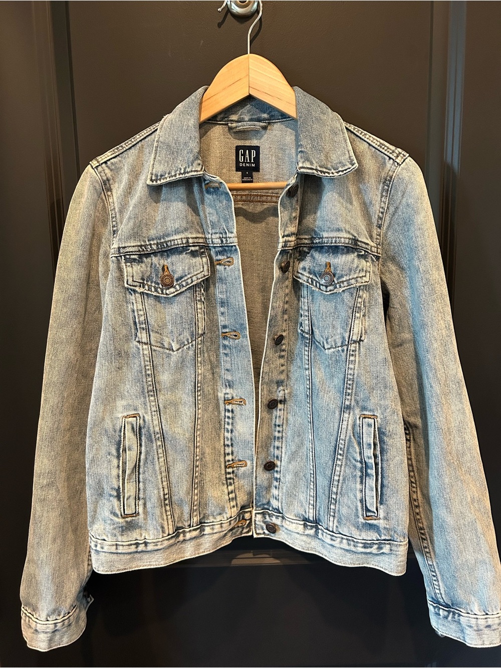 GAP Light Blue Denim Jean Jacket
